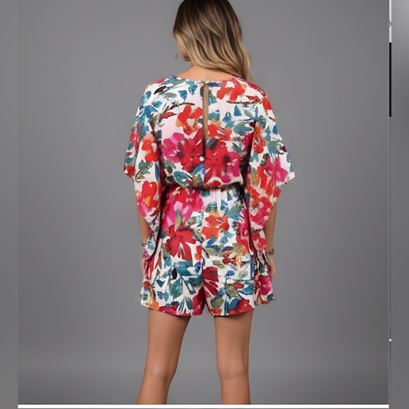 Boho Floral Print Batwing Sleeve Romper - Picture 4 of 6